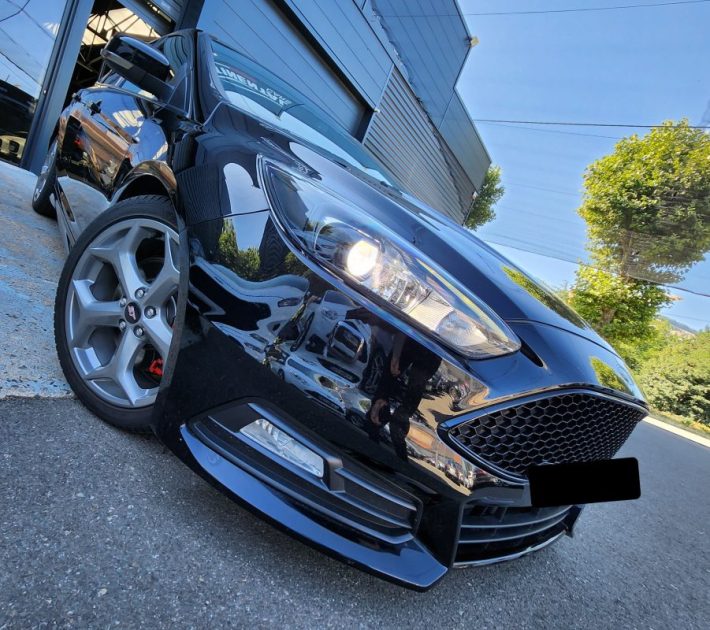 FORD FOCUS 2017 2.0 250 ST*RECARO*SONY*CAMERA*XENON*