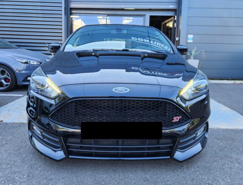 FORD FOCUS 2017 2.0 250 ST*RECARO*SONY*CAMERA*XENON*