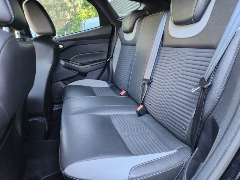 FORD FOCUS 2017 2.0 250 ST*RECARO*SONY*CAMERA*XENON*