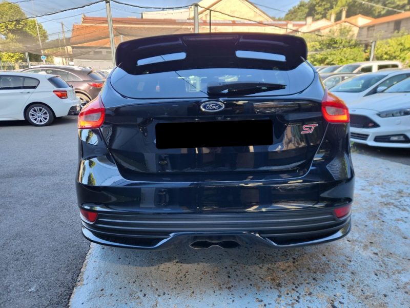 FORD FOCUS 2017 2.0 250 ST*RECARO*SONY*CAMERA*XENON*