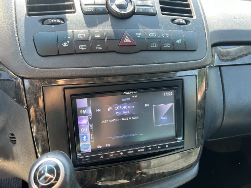 MERCEDES-BENZ VIANO 2012