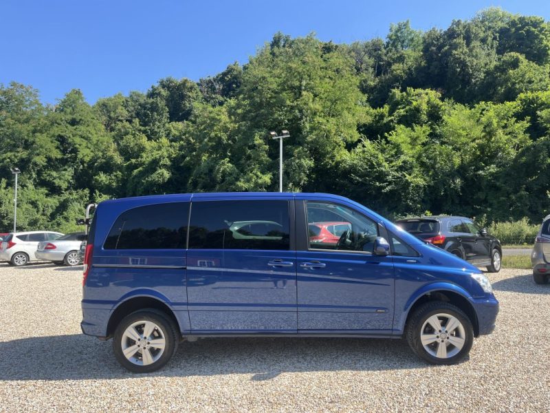 MERCEDES-BENZ VIANO 2012