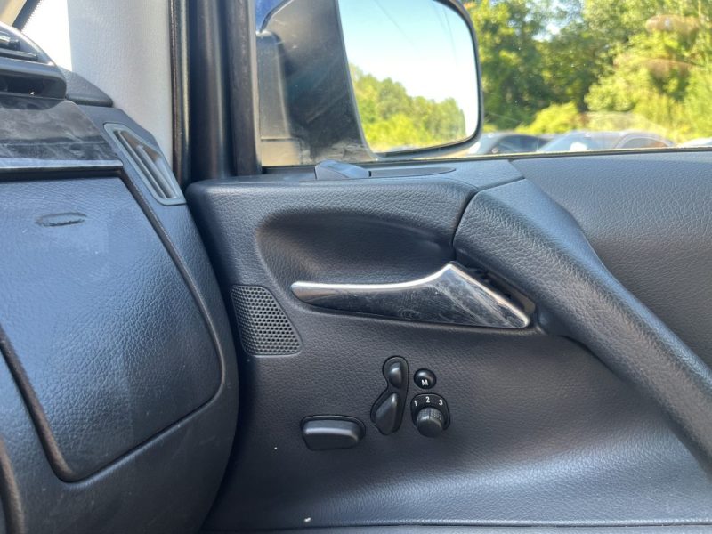 MERCEDES-BENZ VIANO 2012