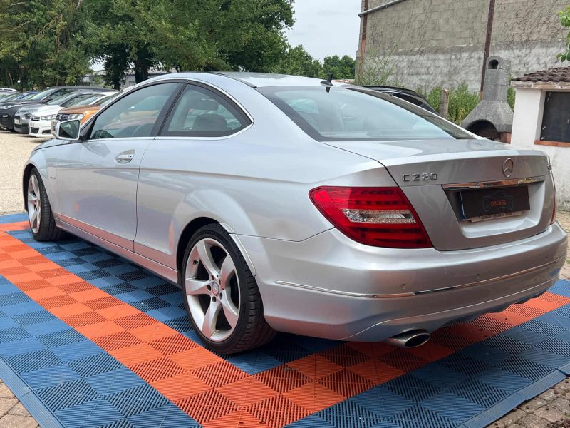 MERCEDES CLASSE C 2011 220 CDi 2.1 CDI 16V DPF 7G-TRONIC 170 cv