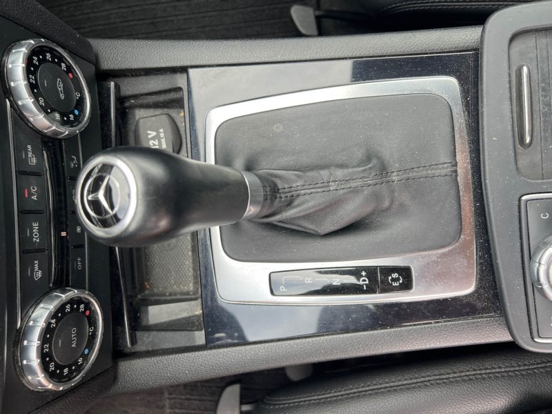 MERCEDES CLASSE C 2011 220 CDi 2.1 CDI 16V DPF 7G-TRONIC 170 cv