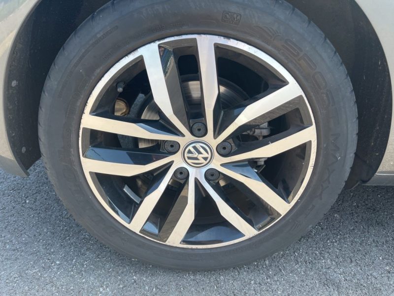 VOLKSWAGEN GOLF VII Phase 2 1.5 L TSI EVO 130 ch CONNECT BLUEMOTION DSG