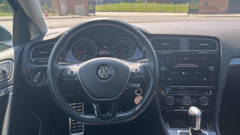 VOLKSWAGEN GOLF VII Phase 2 1.5 L TSI EVO 130 ch CONNECT BLUEMOTION DSG
