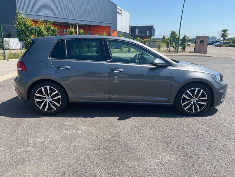 VOLKSWAGEN GOLF VII Phase 2 1.5 L TSI EVO 130 ch CONNECT BLUEMOTION DSG