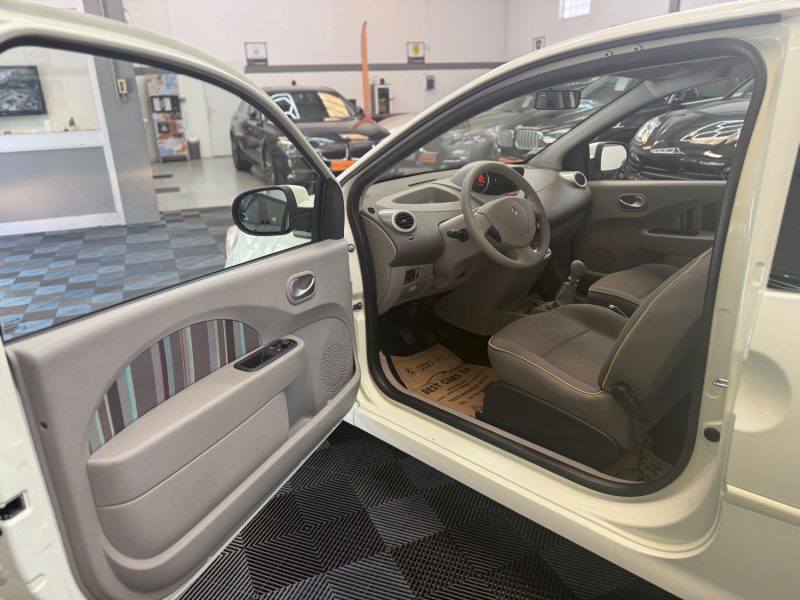 RENAULT TWINGO 2012