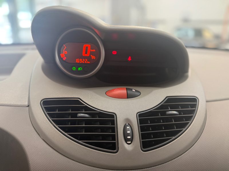 RENAULT TWINGO 2012