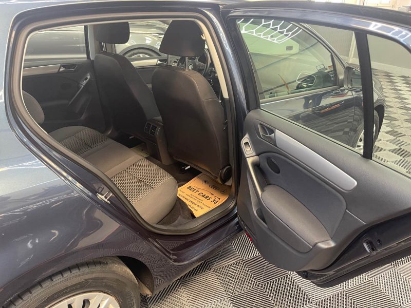 VOLKSWAGEN GOLF 2011