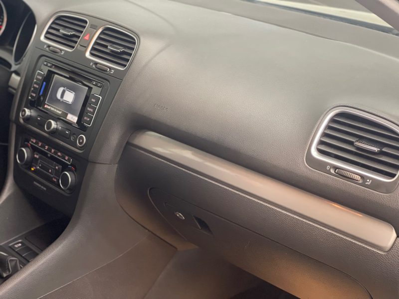 VOLKSWAGEN GOLF 2011