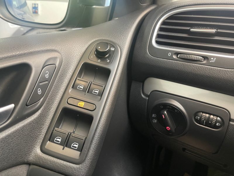 VOLKSWAGEN GOLF 2011