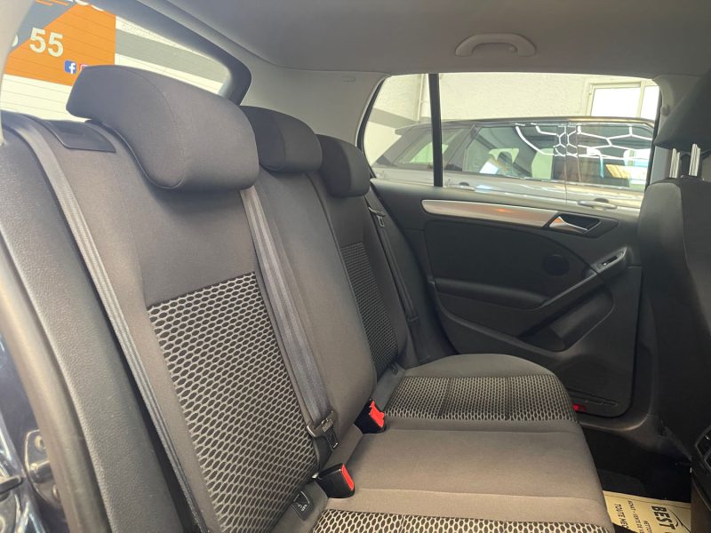 VOLKSWAGEN GOLF 2011