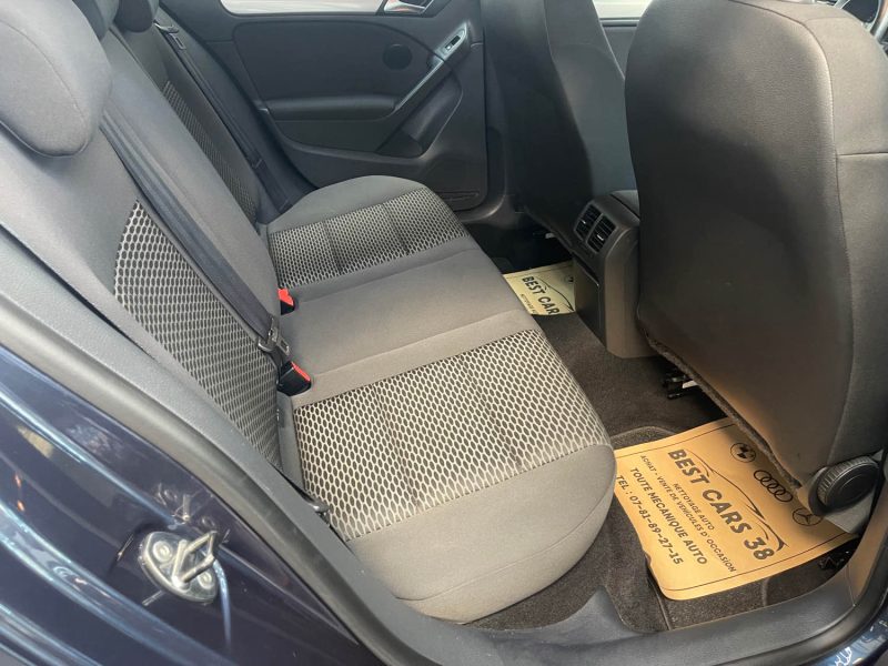 VOLKSWAGEN GOLF 2011