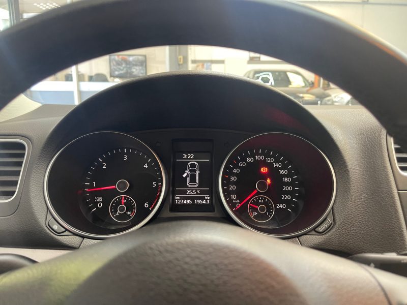 VOLKSWAGEN GOLF 2011