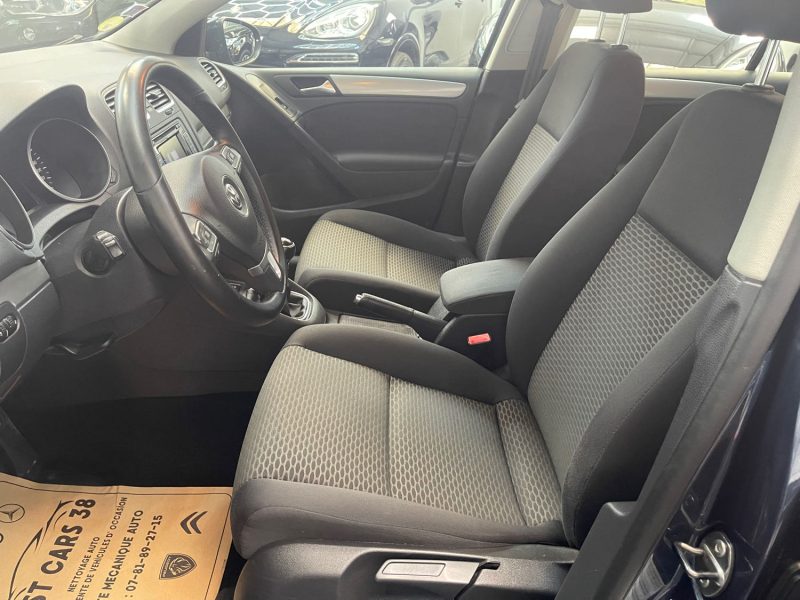 VOLKSWAGEN GOLF 2011