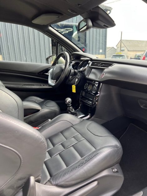 DS 3 1.6 BlueHDi 120 S&S BVM6 Sport Chic