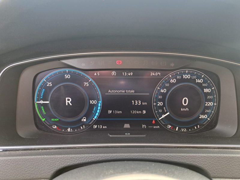 VOLKSWAGEN GOLF VII 2018