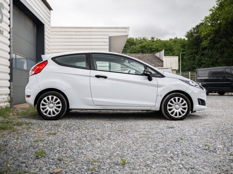 FORD FIESTA 2016