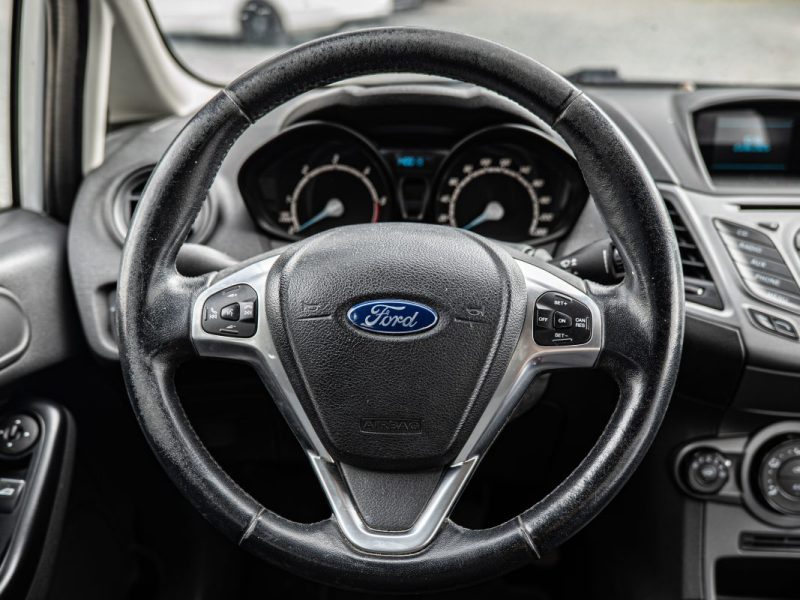FORD FIESTA 2016
