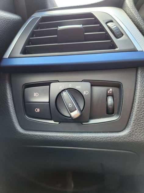 BMW Serie 3 2015 320i 2.0 184 Touring M Sport*H/K*GPS*LED*