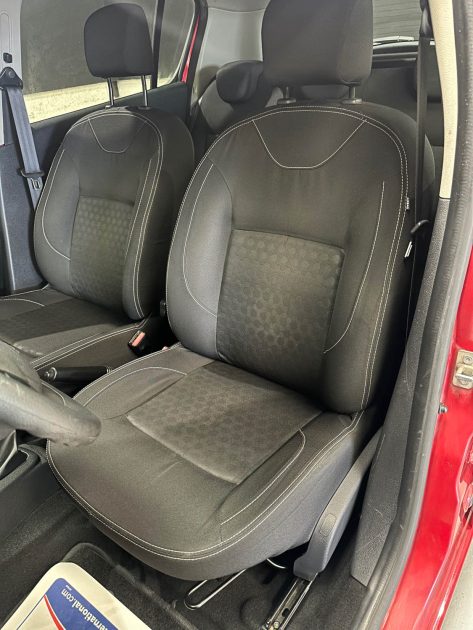 DACIA SANDERO 0.9 TCE 90 LAUREATE