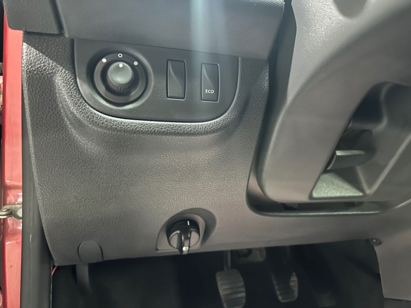 DACIA SANDERO 0.9 TCE 90 LAUREATE