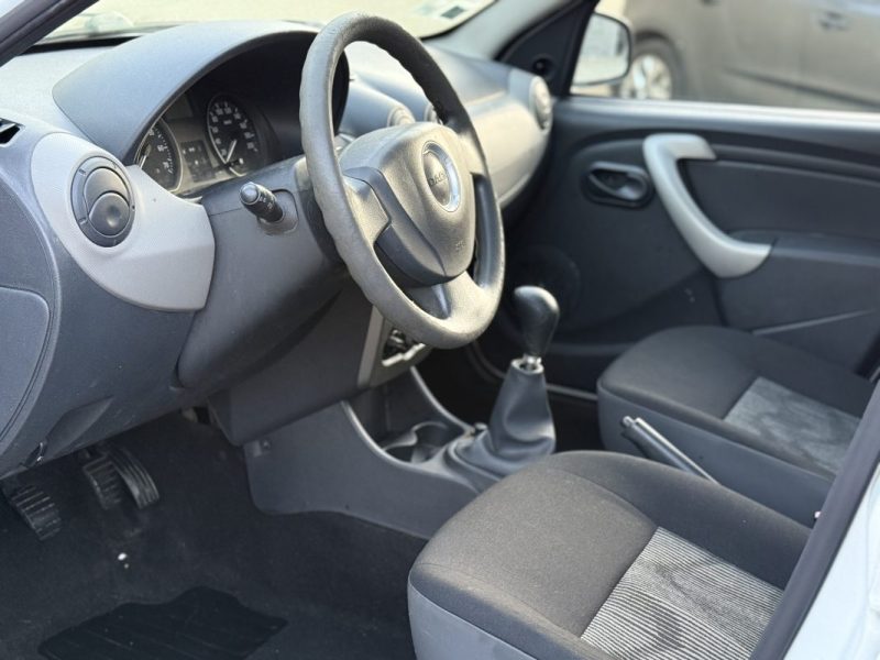 DACIA SANDERO 2009