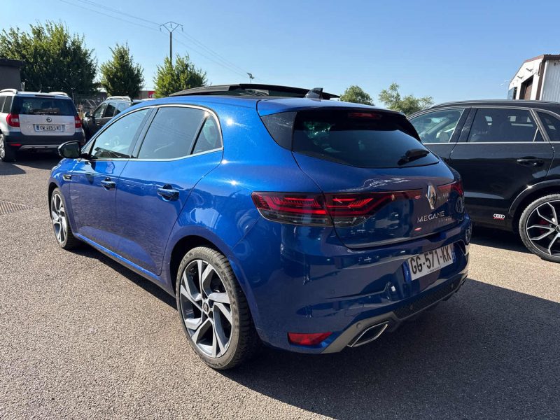 RENAULT MEGANE 2022