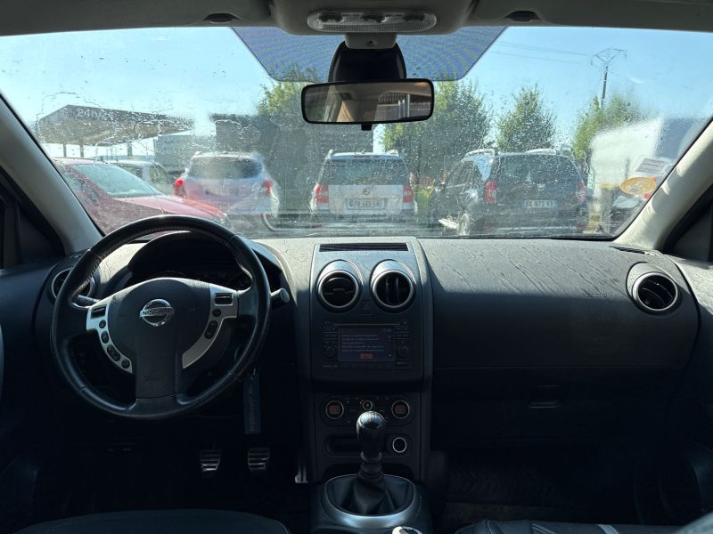 NISSAN QASHQAI 2010