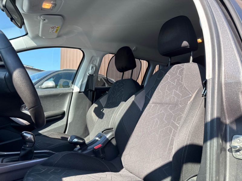 PEUGEOT 2008 1.6 Blue-Hdi 100 Style