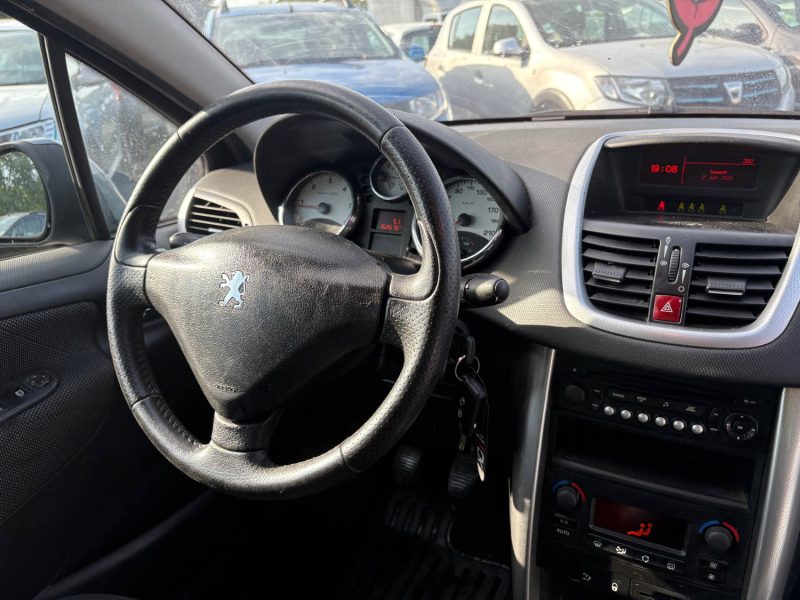 PEUGEOT PEUGEOT 207 5 portes 1.6 HDi 16V 110 cv 2007