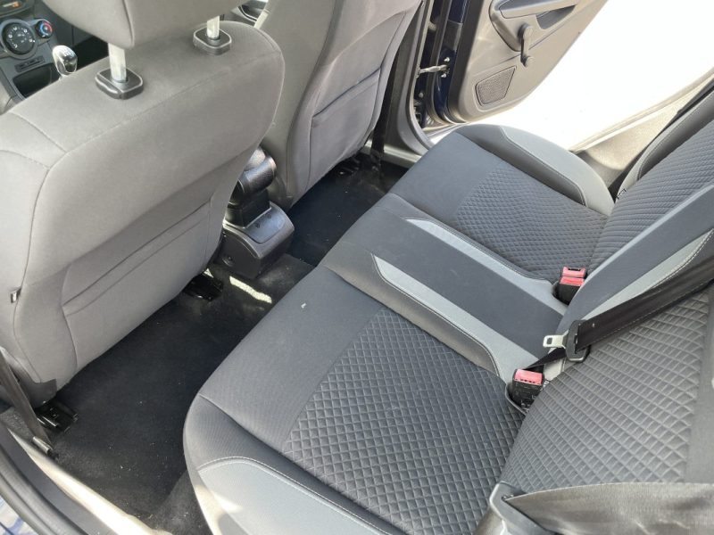 FORD FIESTA V (2) 1.25 82 TREND 5P