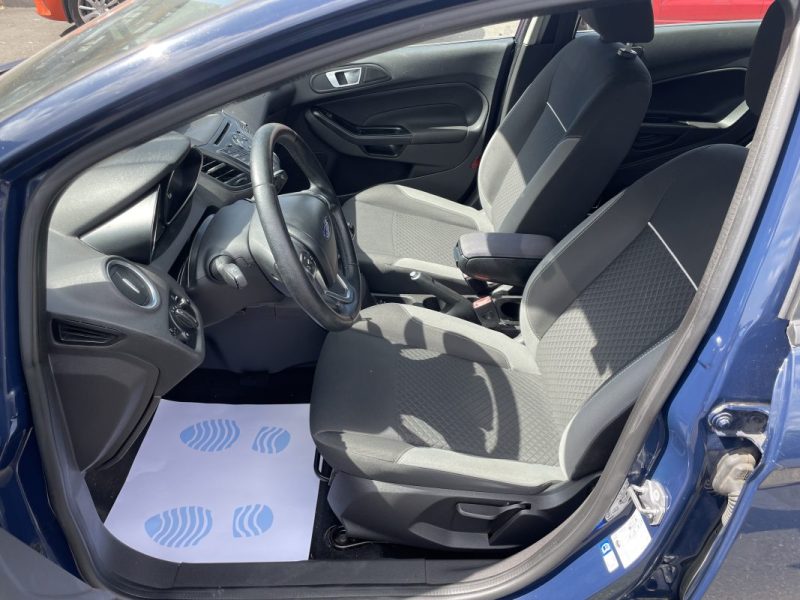 FORD FIESTA V (2) 1.25 82 TREND 5P