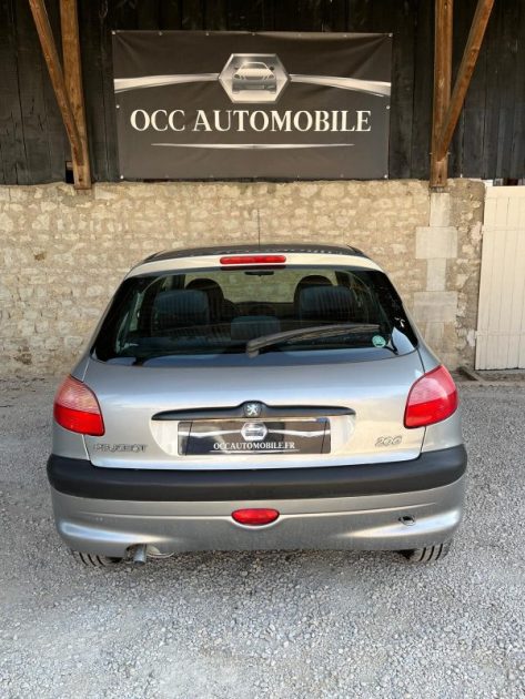 PEUGEOT 206 2001