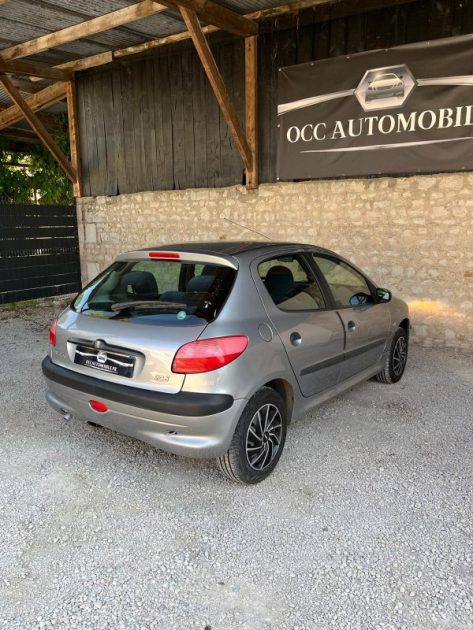 PEUGEOT 206 2001