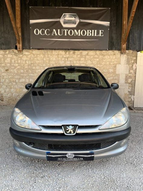 PEUGEOT 206 2001