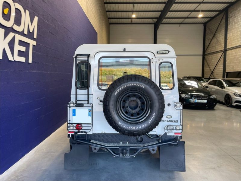 LAND ROVER DEFENDER 90 2.2 TD4 122 ch STATION WAGON