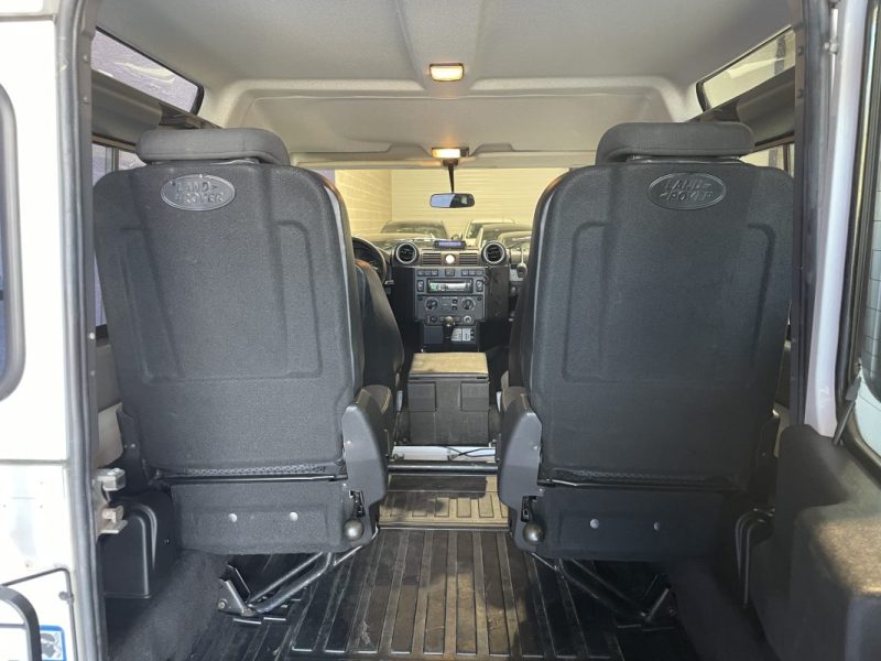 LAND ROVER DEFENDER 90 2.2 TD4 122 ch STATION WAGON