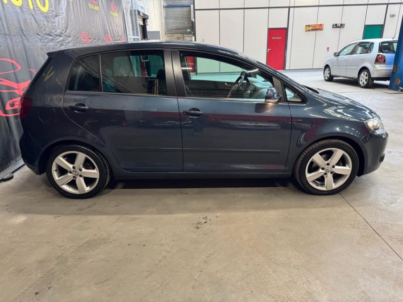 VOLKSWAGEN GOLF PLUS 1.6 TDI 105 Confortline 