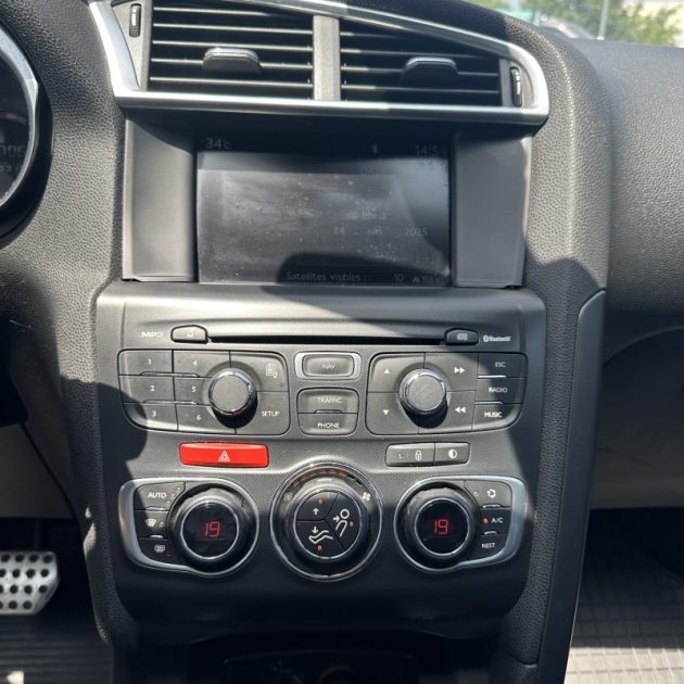 CITROEN DS4 1.6 HDI 110 CV BOITE AUTO SO CHIC