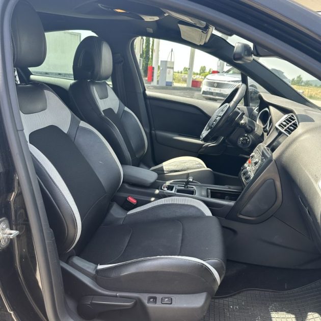 CITROEN DS4 1.6 HDI 110 CV BOITE AUTO SO CHIC