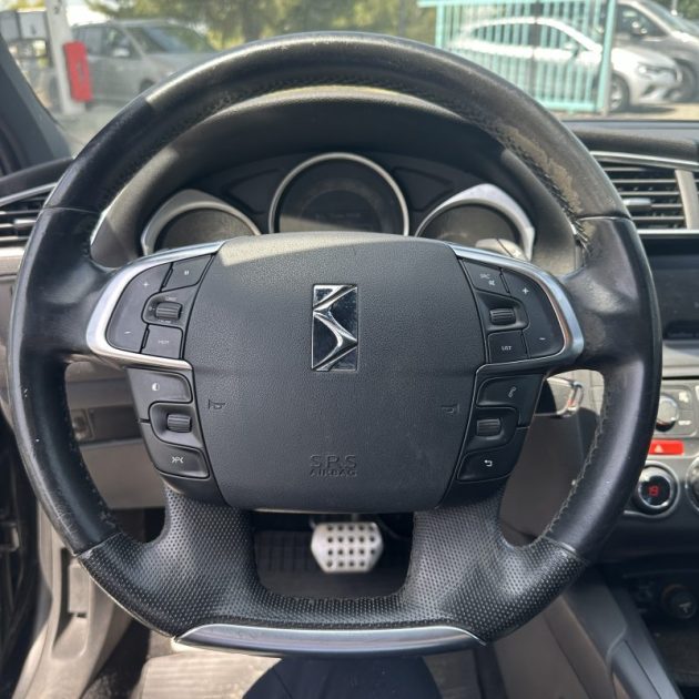 CITROEN DS4 1.6 HDI 110 CV BOITE AUTO SO CHIC