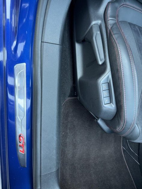 PEUGEOT 308 2015