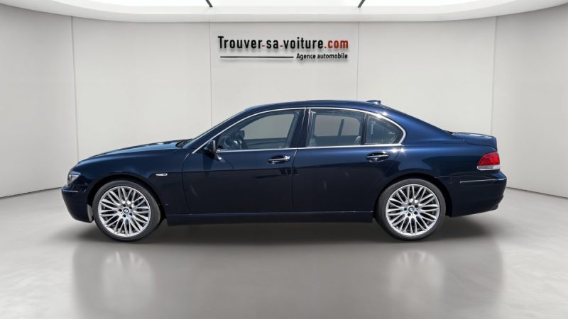 BMW Série 7 760 iA 6.0 L V12 445 ch FULL OPTIONS