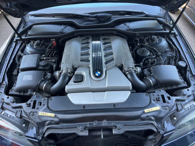 BMW Série 7 760 iA 6.0 L V12 445 ch FULL OPTIONS