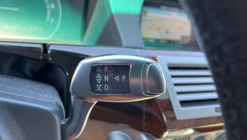 BMW Série 7 760 iA 6.0 L V12 445 ch FULL OPTIONS