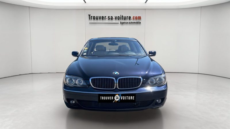 BMW Série 7 760 iA 6.0 L V12 445 ch FULL OPTIONS