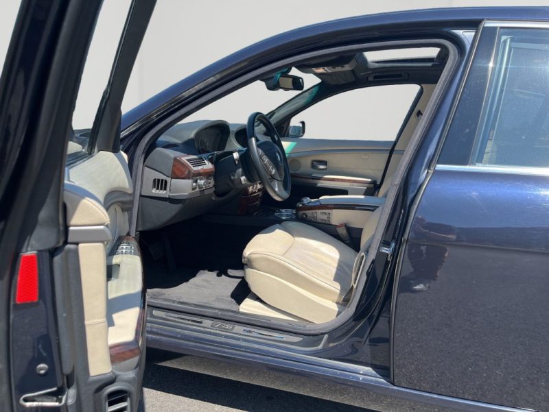 BMW Série 7 760 iA 6.0 L V12 445 ch FULL OPTIONS